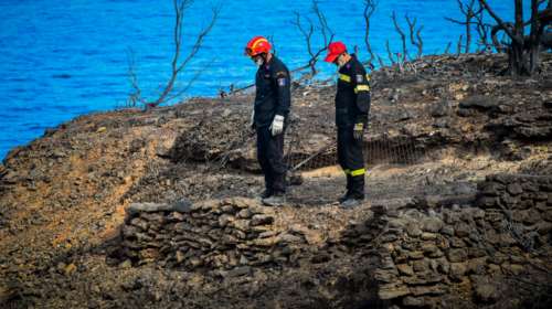 ΝΔ: 6 καυτά ερωτήματα στον Τσίπρα μετά την ποινική δίωξη κατά του πρώην αρχηγού της Πυροσβεστικής Ματθαιόπουλου