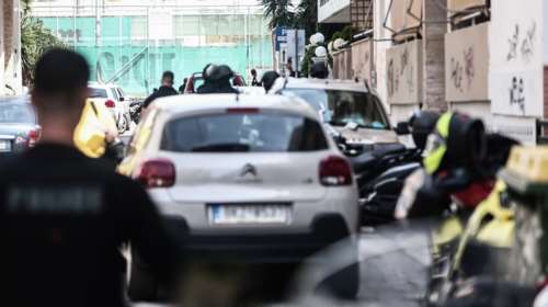 Ταυτοποιήθηκε Ρώσος που είχε πυροβολήσει τον 16χρονο στα Καλύβια - Ψάχνουν εμπλοκή του στις δολοφονίες Σκαφτούρου και Ρουμπέτη