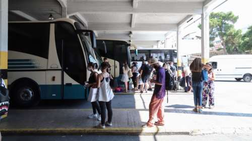 Χαλκιδική: Απολύθηκε οδηγός ΚΤΕΛ - Κατηγορείται ότι παρενόχλησε 16χρονη