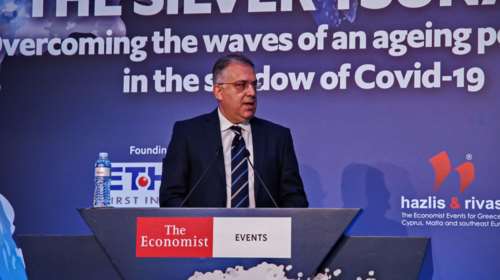 Εσπευσμένα στο νοσοκομείο ο Τάκης Θεοδωρικάκος - Οι έντονοι πόνοι και το τεστ κορονοϊού