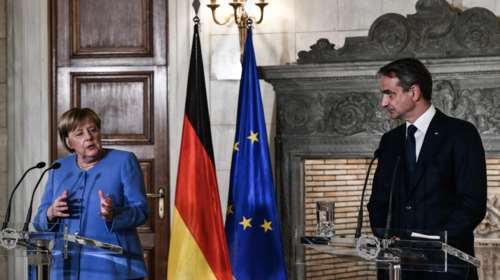 ΣΥΡΙΖΑ για απομνημονεύματα Μέρκελ: &quot;Ο Μητσοτάκης κατασυκοφάντησε τις πολιτικές του πρώην πρωθυπουργού Αλέξη Τσίπρα&quot;