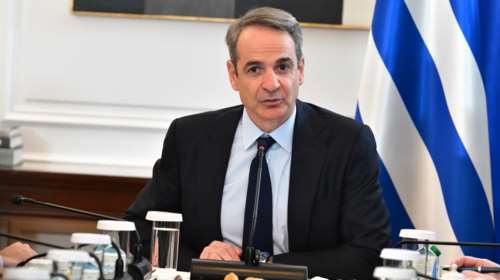 Ανακοινώσεις Μητσοτάκη για αναθεώρηση του Συντάγματος - Στο τραπέζι η μονιμότητα των δημοσίων υπαλλήλων