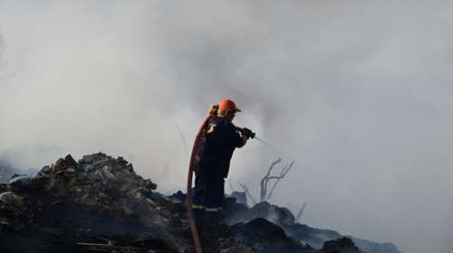 Φωτιά στα Μουδανιά Χαλκιδικής, κοντά σε σπίτια - Μέτωπο και στις Πρέσπες