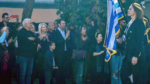 Στην Αλεξανδρούπολη ο Κασσελάκης για την παρέλαση της 28ης Οκτωβρίου - Μαζί του η Τζάκρη [εικόνες]