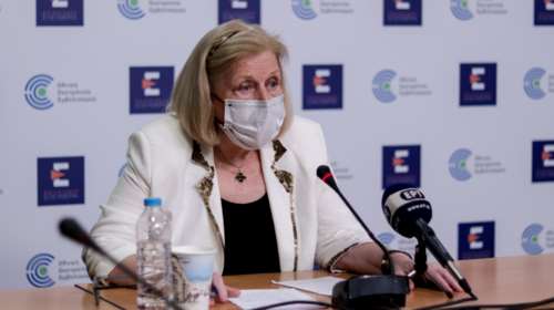 Θεοδωρίδου: Πόσο επηρεάζει το εμβόλιο τις αλλεργίες - Τι ισχύει με τον εμβολιασμό παιδιών κάτω των 12 ετών