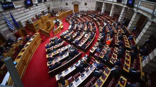 Υπερψηφίστηκε από τη Βουλή το νομοσχέδιο για τις Ενοπλες Δυνάμεις