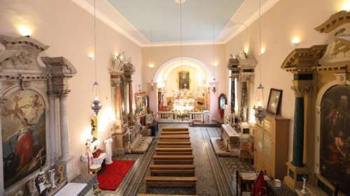 Αγίος Φραγκίσκος της Ασίζης: Ναός-μνημείο του 14ου στην Κέρκυρα -Με αγάλματα, η πολυτάραχη ιστορία του [εικόνες]