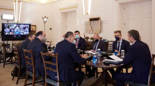 Υπουργικό Συμβούλιο: Ο διάλογος Μητσοτάκη με Καραμανλή, που βρέθηκε θετικός στον κορονοϊό- "Λίγο ζαλάδα, σαν ίωση"