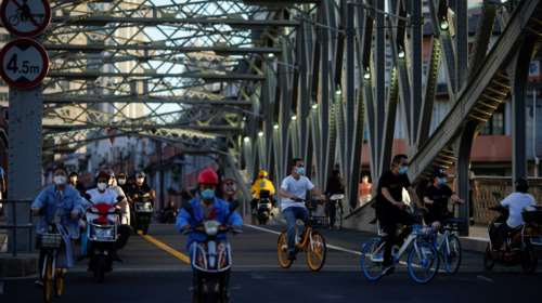 Κάλεσμα του ΕΟΦ στα ευρωπαϊκά κράτη να προετοιμαστούν για το φθινοπωρινό κύμα του κορονοϊού