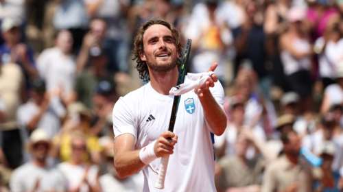 Σε χειρουργική επέμβαση υποβλήθηκε ο Στέφανος Τσιτσιπάς