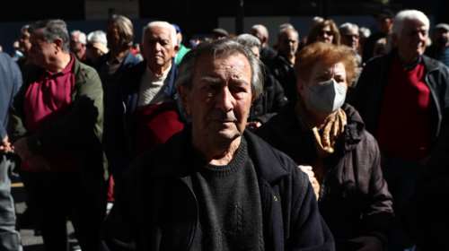 Έρχεται νέα γενιά χαμηλοσυνταξιούχων: Ποιοι παίρνουν 772 ευρώ και 886 ευρώ
