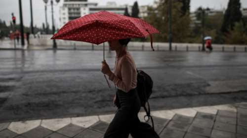 Συννεφιά, βροχερός καιρός και κατά τόπους έντονα καιρικά φαινόμενα σε περιοχές της χώρας