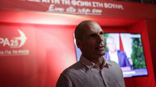 Βαρουφάκης: Ο ΣΥΡΙΖΑ έχει πεθάνει εδώ και καιρό - Ο Κασσελάκης είναι η "ταφόπλακά" του