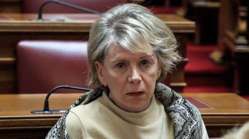 Η Ακρίτα είναι έξαλλη με τον Σεραφείμ και στηρίζει τον Παύλο Χρηστίδη: Αθλιότητες από ιερείς, θεωρουν τις εκκλησίες τσιφλίκι τους