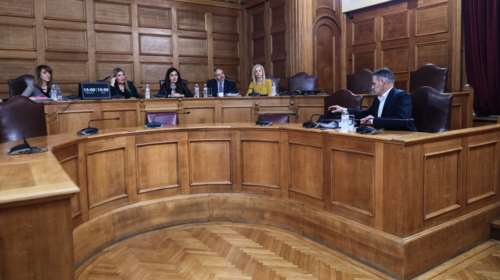 &quot;Μάχη&quot; ΝΔ - ΠΑΣΟΚ - ΣΥΡΙΖΑ στην εξεταστική για τον ΟΠΕΚΕΠΕ μετά την κατάθεση του αντιπροέδρου της Cognitera