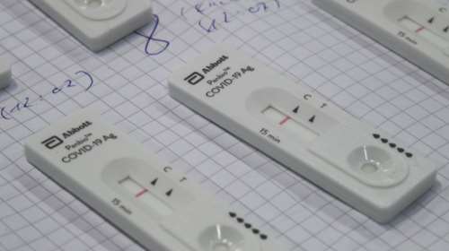 Ιωάννινα: Αλαλούμ με ψευδώς θετικά self test σε μαθητές