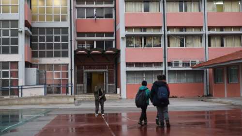 Θεσσαλονίκη: 53χρονος δάσκαλος κατηγορείται για σεξουαλική παρενόχληση 10χρονης