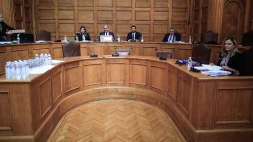 Καβγάς Μαρκόπουλου με Καραθανασόπουλο στην εξεταστική για τα Τέμπη: &quot;Τα κουτσαβακίστικα εκεί που ξέρετε&quot; - &quot;Ντροπή&quot;