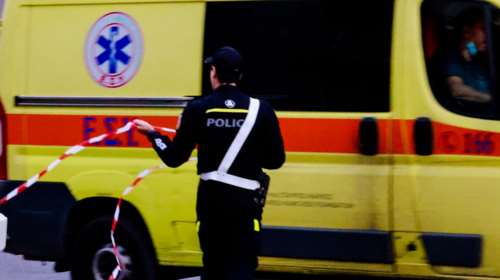 Τροχαίο με δύο αστυνομικούς στη λεωφόρο Συγγρού - Σύγκρουση μηχανής με ΙΧ