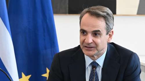 Αισιοδοξία στο Μαξίμου για τη νέα χρονιά - Τα κρίσιμα νομοσχέδια που κάνουν "ποδαρικό" στη Βουλή το 2024