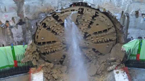 Γραμμή 4 του Μετρό: Με... Doors ο μετροπόντικας "Αθηνά" σπάει τον τοίχο στον Ευαγγελισμό [εικόνες - βίντεο]