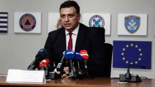 Κικίλιας για τις φωτιές σε Αττική, Λουτράκι και Βοιωτία: Δύσκολη μέρα και η Τρίτη - Δύο συλλήψεις για την πυρκαγιά στο Καπαρέλλι