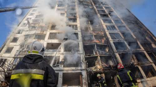 Πόλεμος στην Ουκρανία: Βομβαρδίζουν πολυκατοικίες σε Κίεβο και Χάρκοβο - Ισχυρές εκρήξεις στην πρωτεύουσα