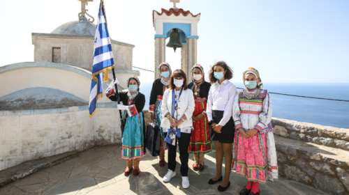 Σακελλαροπούλου: Επίσκεψη με ισχυρούς συμβολισμούς στην Κάρπαθο [εικόνες]