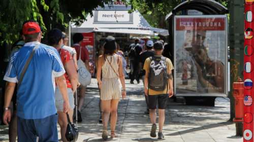 Κορονοϊός: 2.874 νέα κρούσματα σήμερα και 15 θάνατοι - Ανέβηκαν στους 144 οι διασωληνωμένοι