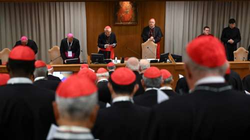 Βατικανό: Στις 7 Μαΐου ξεκινά το κονκλάβιο για την εκλογή του νέου Πάπα - Τι αποφάσισαν οι καρδινάλιοι