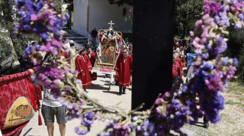 Καιρός: Μεγάλη Παρασκευή με βροχές, καταιγίδες και σκόνη - Η πρόγνωση έως την Τρίτη του Πάσχα