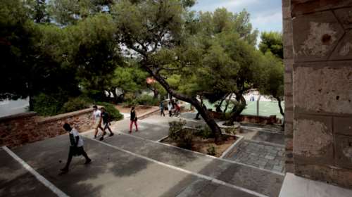 Βήμα - βήμα η διαδικασία της υιοθεσίας - Πώς θα έρχονται σε επαφή οι υποψήφιοι γονείς με τα παιδιά