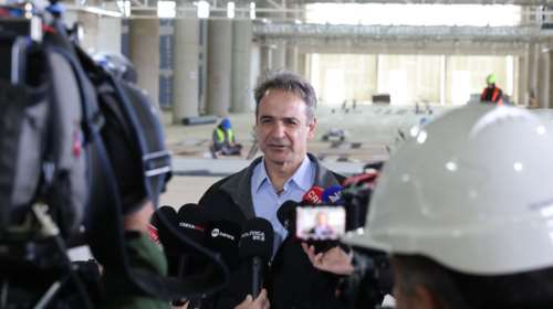 Αμεση ανάλυση: Τι επιδιώκει ο Κυριάκος Μητσοτάκης με την ανακοίνωση περί μεταρρύθμισης του Συντάγματος