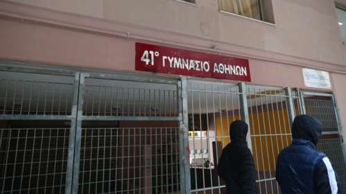 Επίθεση σε σχολείο της Κυψέλης: &quot;Τα παιδιά είχαν πάθει κρίση πανικού, έβλεπα αίματα στους τοίχους&quot; - Αποκαλυπτικές μαρτυρίες