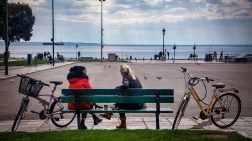 Κορονοϊός: 23.748 νέα κρούσματα σήμερα, 44 θάνατοι, 354 διασωληνωμένοι