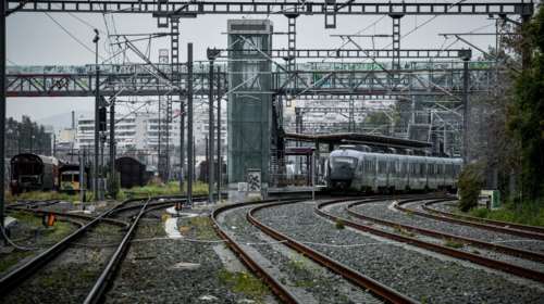 Τέλος Μαρτίου η επανεκκίνηση των σιδηροδρομικών μεταφορών - Με εγγυήσεις ασφάλειας και δύο σταθμάρχες σε κάθε σταθμό