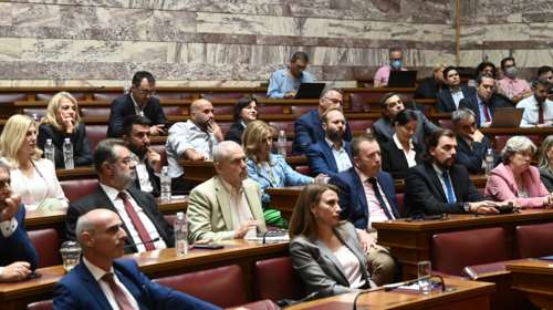 Εκτός ελέγχου η κατάσταση στον ΣΥΡΙΖΑ: Φουντώνουν τα σενάρια διάσπασης μετά τα 10 "όχι" στον Κασσελάκη