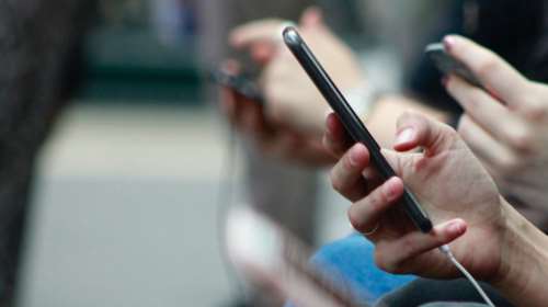 Γιατί δεν έλαβαν όλοι ειδοποίηση από το 112 στα κινητά τους για τον κορονοϊό