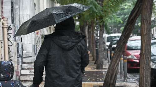Καιρός: Συνεχίζονται οι επικίνδυνες καταιγίδες στη δυτική Ελλάδα, έρχονται χιόνια και έντονο κρύο από το βράδυ