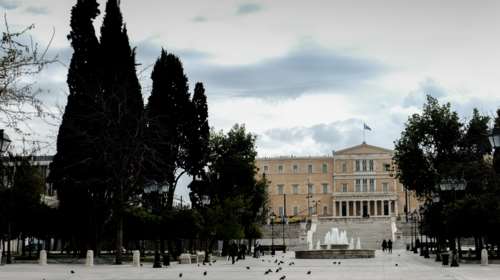 Φορολογικό: Για πρώτη φορά οι κρατικοί λειτουργοί θα πληρώνουν πρόστιμο 2500 ευρώ για… καθυστερήσεις- Ποιους αφορά