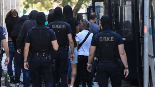 Ν. Φιλαδέλφεια: Στα κινητά των χούλιγκαν ψάχνουν τον δολοφόνο του Μιχάλη - Τον... κάρφωσε στιγμιαία μέσα στο μπούγιο των αντιπάλων
