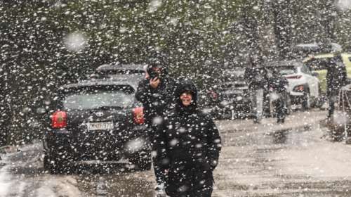 Με τσουχτερό κρύο παραμονή και ανήμερα Πρωτοχρονιάς: Ψυχρή εισβολή φέρνει χιόνια και στην Αττική - Ποιοι θα δουν "άσπρη μέρα"