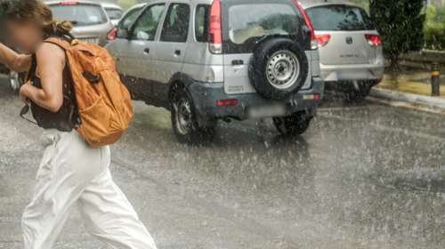 Επικίνδυνη κακοκαιρία προ των πυλών με καταιγίδες και πτώση της θερμοκρασίας: Οι 7 περιοχές που θα χτυπήσει