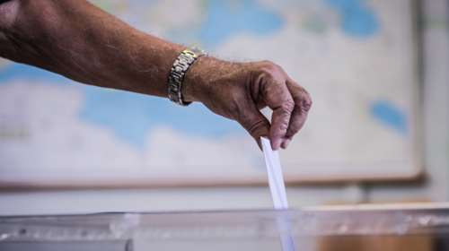 GPO: Μάχη της Πλεύσης Ελευθερίας και του ΠΑΣΟΚ για τη δεύτερη θέση - Η &quot;ακρίβεια&quot; το μεγάλο αγκάθι για την κυβέρνηση