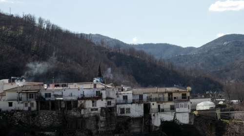 &quot;Θερίζει&quot; τον Εχίνο ο κορονοϊός - Τρεις νεκροί σε 24 ώρες - Στους 187 οι θάνατοι στη χώρα