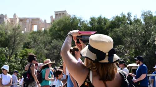 Ανάσα... δροσιάς: Υποχωρεί ο καύσωνας - Εως 37 βαθμούς ο υδράργυρος - Άνεμοι μέχρι 7 μποφόρ