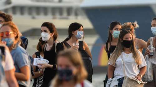 Κορονοϊός - Φόβοι για νέα έκρηξη κρουσμάτων: Μέσα στο καλοκαίρι η κορύφωση, ήδη 200% αύξηση ιικού φορτίου στην Αττική
