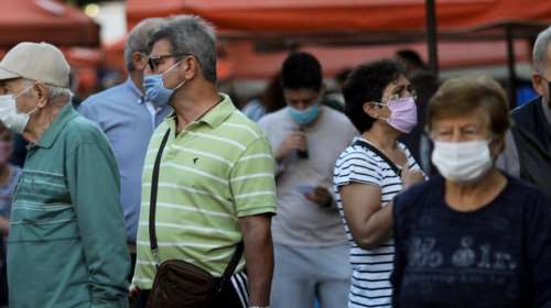 Μάσκες παντού στην Αθήνα: Πρώτη ημέρα εφαρμογής - Πώς ανταποκρίνονται οι κάτοικοι [Εικόνες]