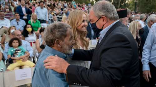 Κώστας Καραμανλής: Γιατί δεν εκφώνησε τελικά την ομιλία του στην εκδήλωση για τον Σταύρο Ξαρχάκο [Εικόνες - Βίντεο]