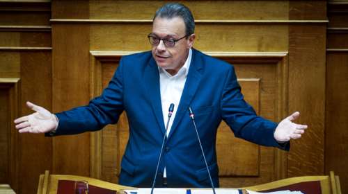 Φάμελλος σε Μητσοτάκη για τη Θεσσαλία: Αφήσατε αθωράκιστη τη χώρα απέναντι στην κλιματική αλλαγή